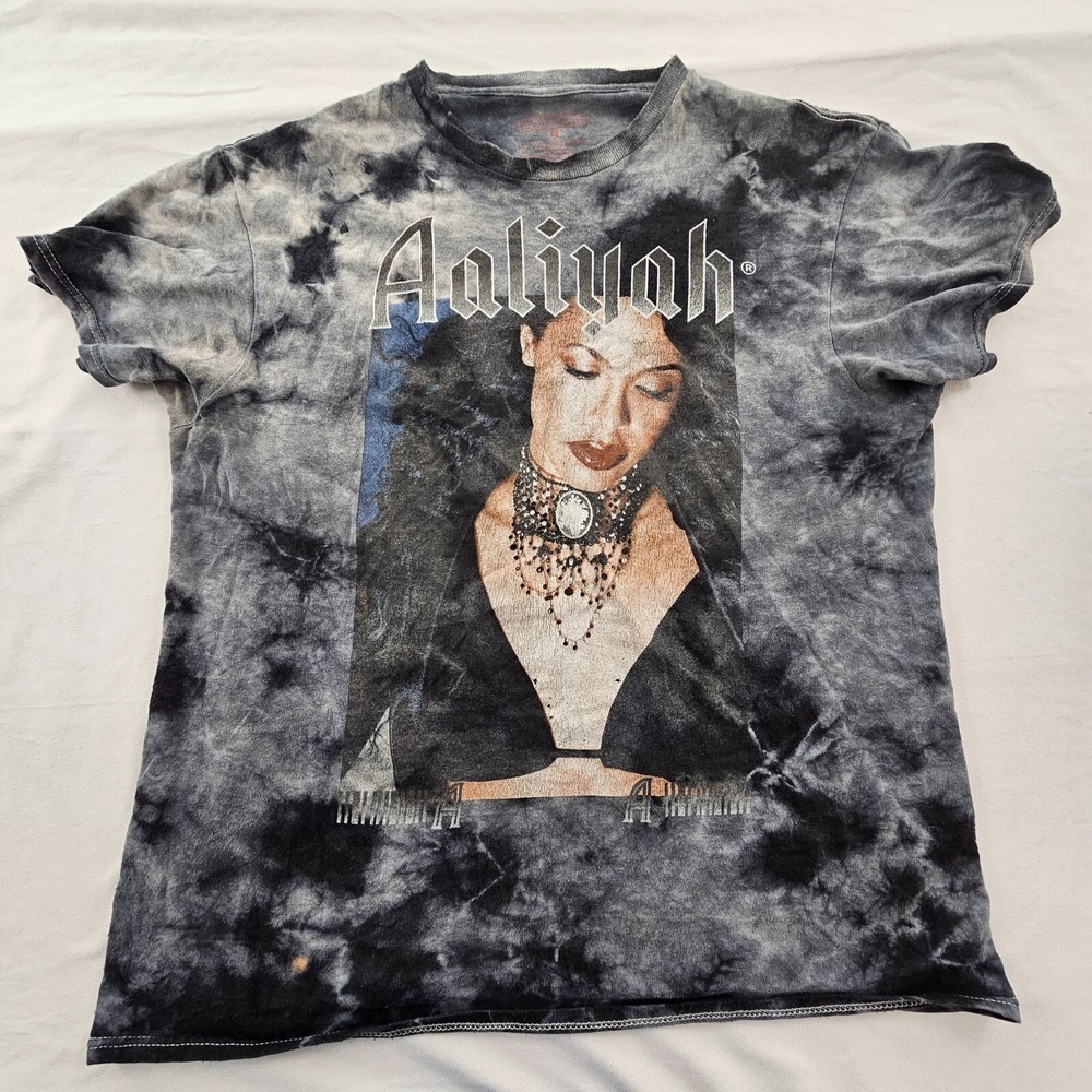Aaliyah Blue Short Sleeve Acid Wash Cotton T-Shirt Adult M